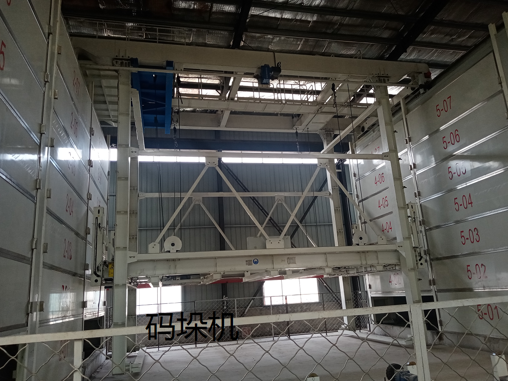 碼垛機(jī) 碼垛機(jī)